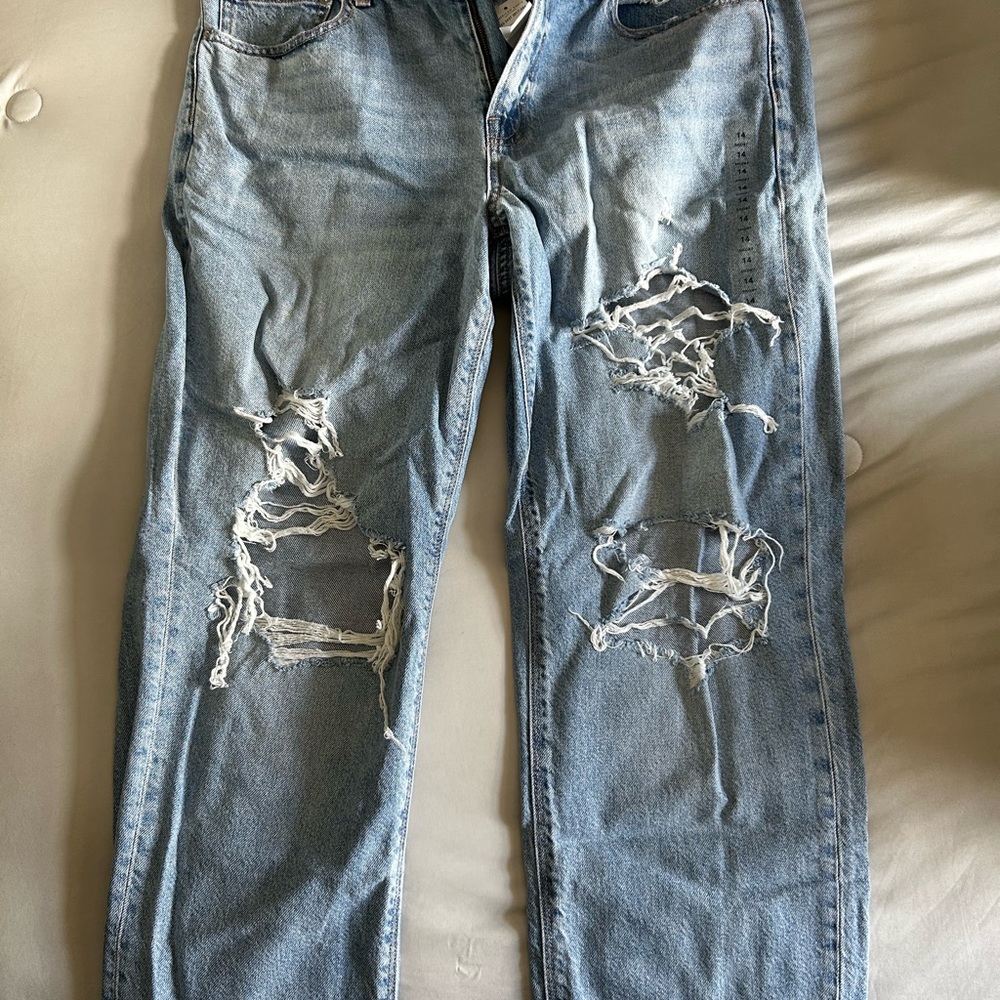 NWT AE 14S Light Blue Distressed Jeans